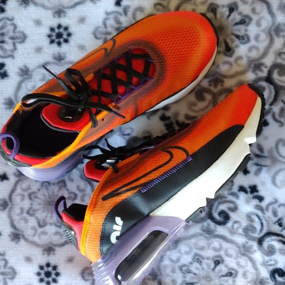 Nike Other - Brand New Nike 2090 Air Max Youth Boy's 6.5 Women's 8.5